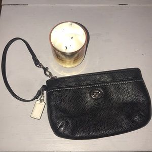 Coach park leather medium wristlet
